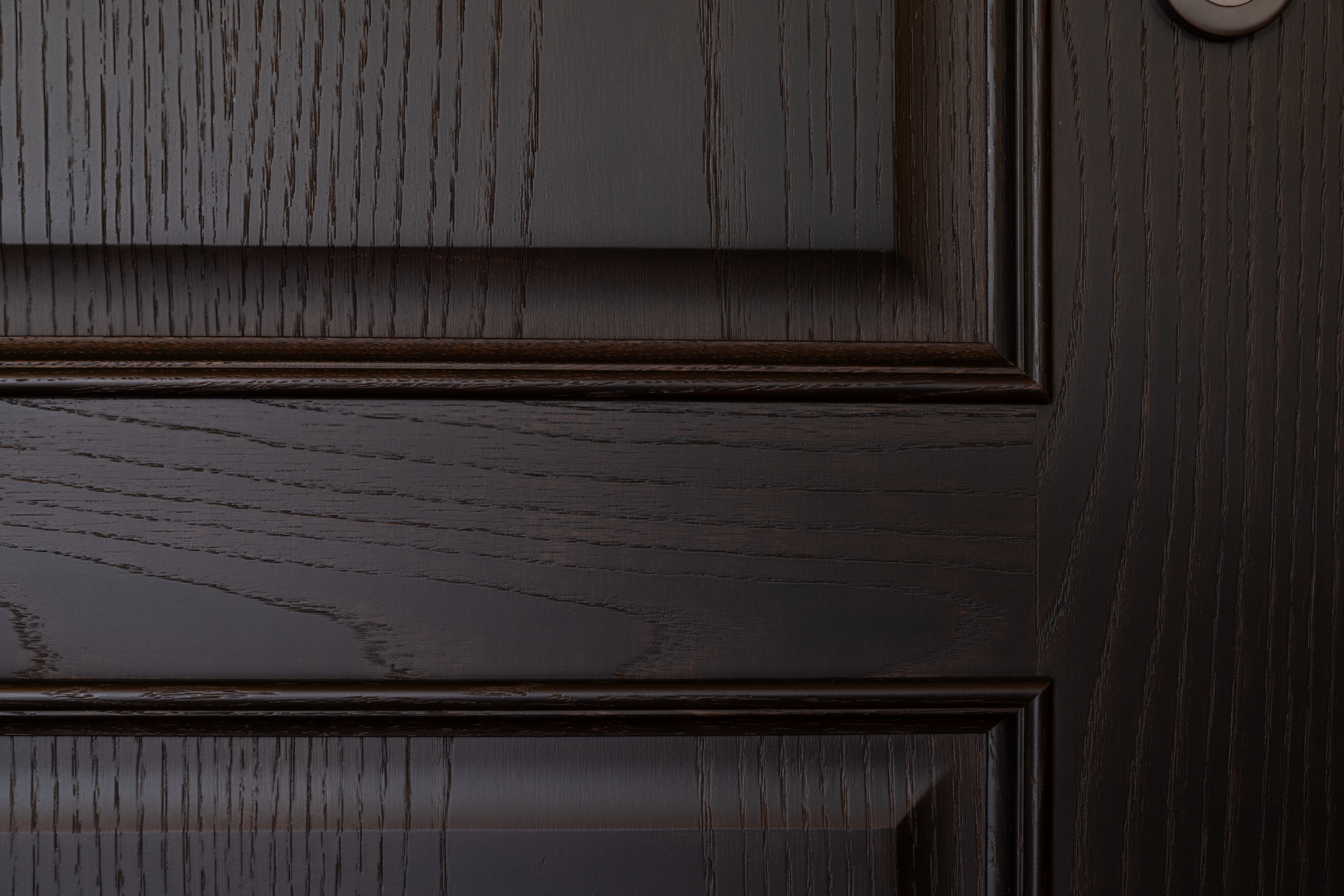 Luxury Door Materials & Finishes for Premium Homes